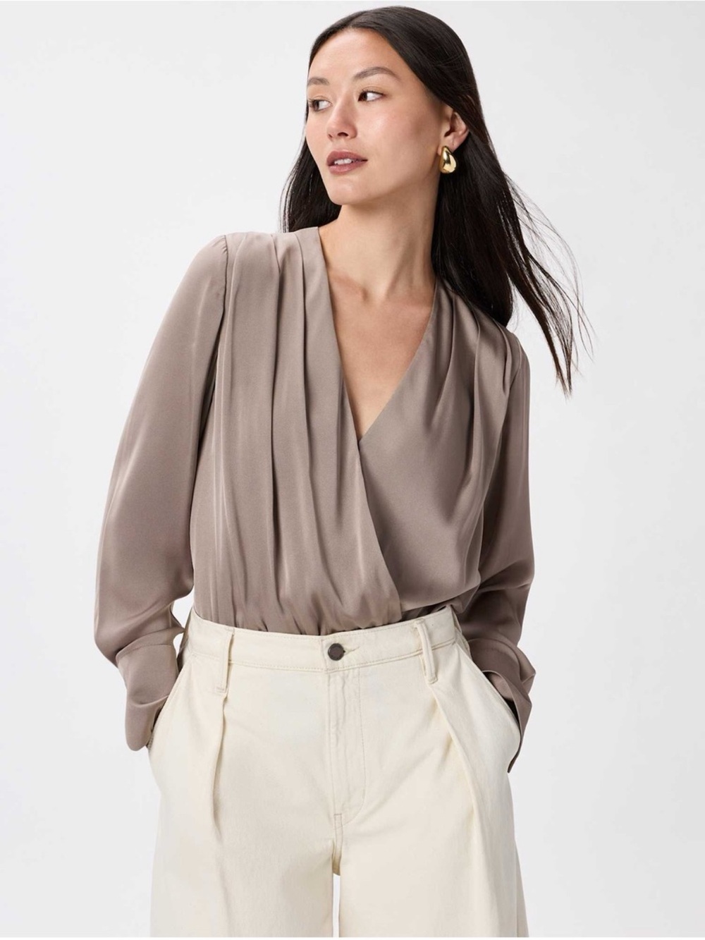 NWT!  Quince Silk Women's Washable Stretch 
Bodysuit, Morel Grey size larg
